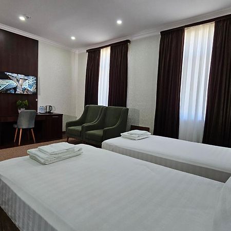 Grand Turon Plaza Hotel ทาชเคนต์ ภายนอก รูปภาพ